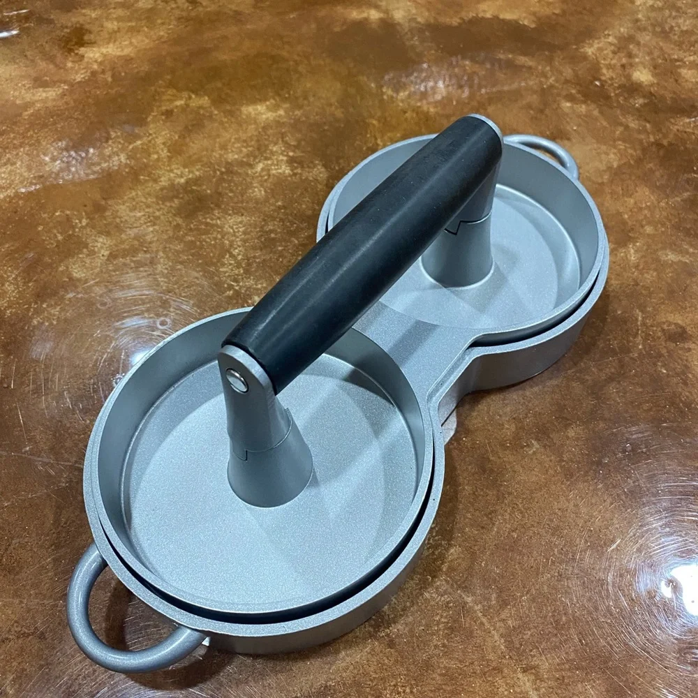 Crate&Barrel Double Burger Press